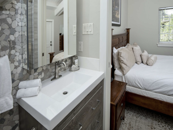 Three Bedroom Plus Den Vail Vacation Rental Sleeps 7